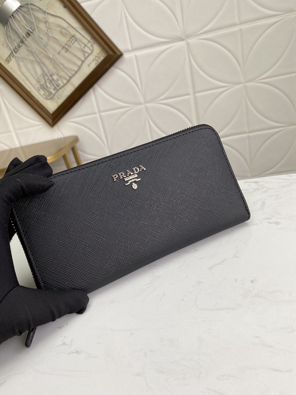 プラダ財布コピー細部ディテール